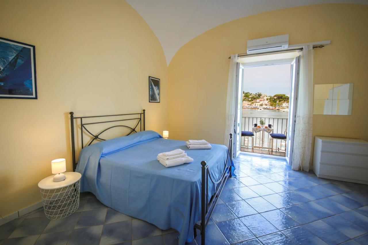 Appartamento Panoramico La Rosa Dei Venti - Maestrale Ischia Luaran gambar